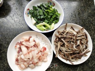 五花肉烧茄子干步骤7