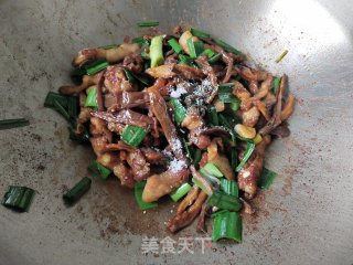 五花肉烧茄子干步骤15