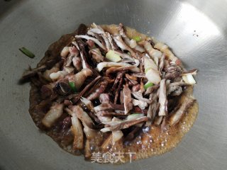 五花肉烧茄子干步骤12