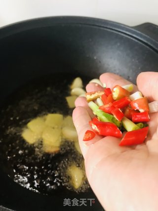 元宝家的三杯鸡步骤6