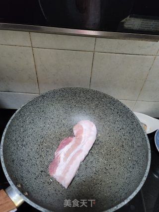 红酒烩五花肉步骤2