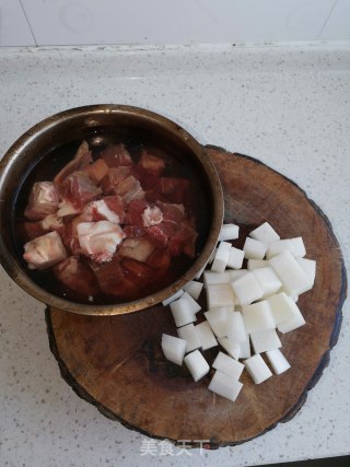 白萝卜牛肉煲步骤4
