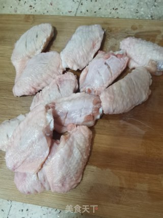 香煎奥尔良鸡翅步骤1