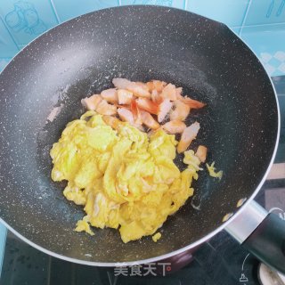 虾干韭苔炒鸡蛋步骤3