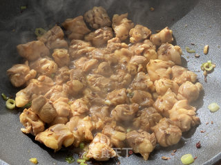 干煸孜然鸡脆骨，脆香入味下酒必备！步骤4
