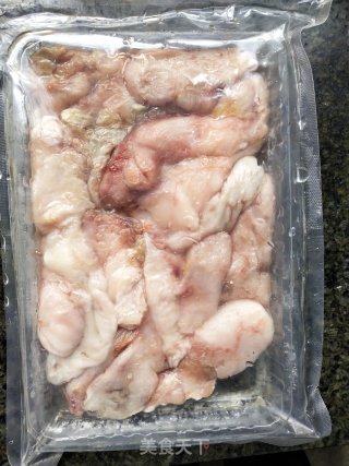 洋葱炒鱼肚步骤1