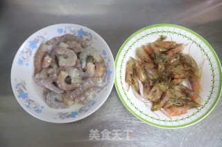 黄瓜炒虾仁&炸虾头步骤2