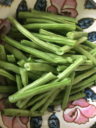 豆角炖土豆步骤1