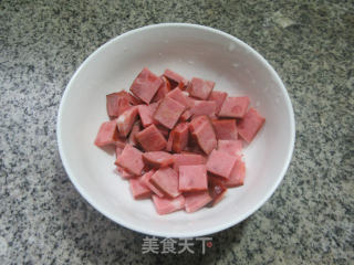 烤火腿炒鸡蛋步骤3