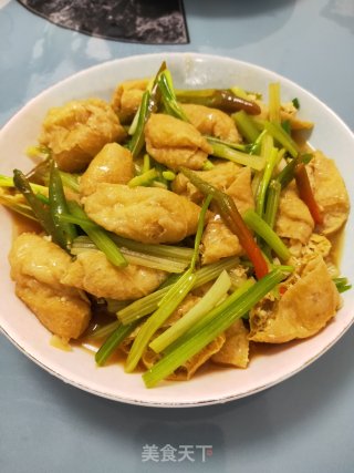 芹菜炒豆泡步骤10