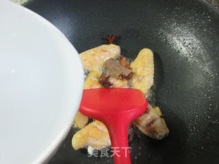 甜玉米烧鸡翅中步骤5