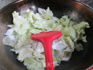 烤火腿炒包心菜步骤3