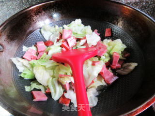 烤火腿炒包心菜步骤6