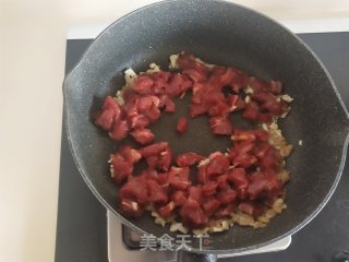黑椒芦笋炒牛肉粒步骤5