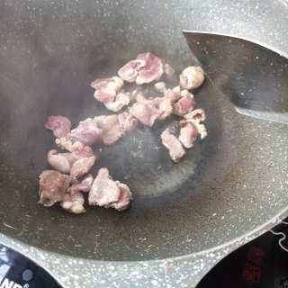 精肉炒秋葵步骤9