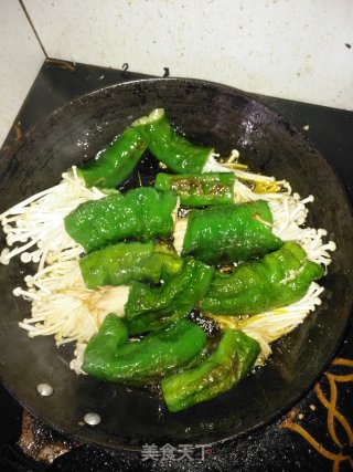 消脂好吃：青椒金针菇步骤11