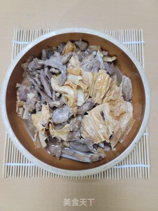 猪脷焖腐竹步骤12
