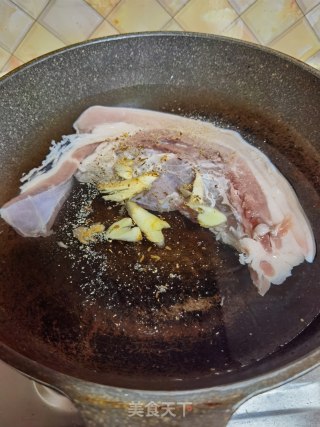 子姜炒回锅肉步骤1