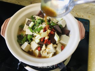 砂锅鸭血炖豆腐步骤4