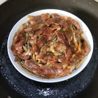 金针菜蒸肉片 步骤5