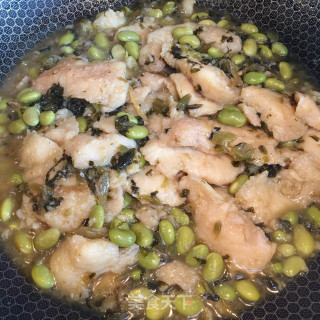 雪菜毛豆烧龙利鱼步骤5