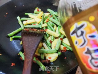 香辣土豆豆角步骤8