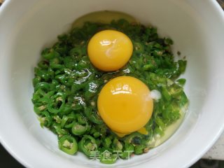青辣椒炒蛋步骤4