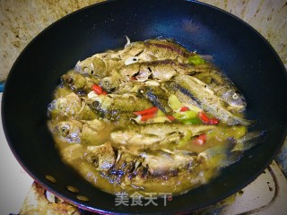 农家炖鲫鱼步骤7