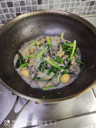 鸡杂炒粉丝步骤8