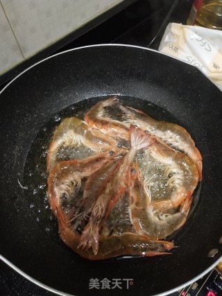 超级下饭的蒜香番茄青红椒虾步骤2
