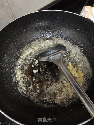 超级下饭的蒜香番茄青红椒虾步骤4