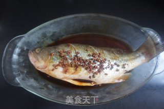 嫩烤鲈鱼步骤7