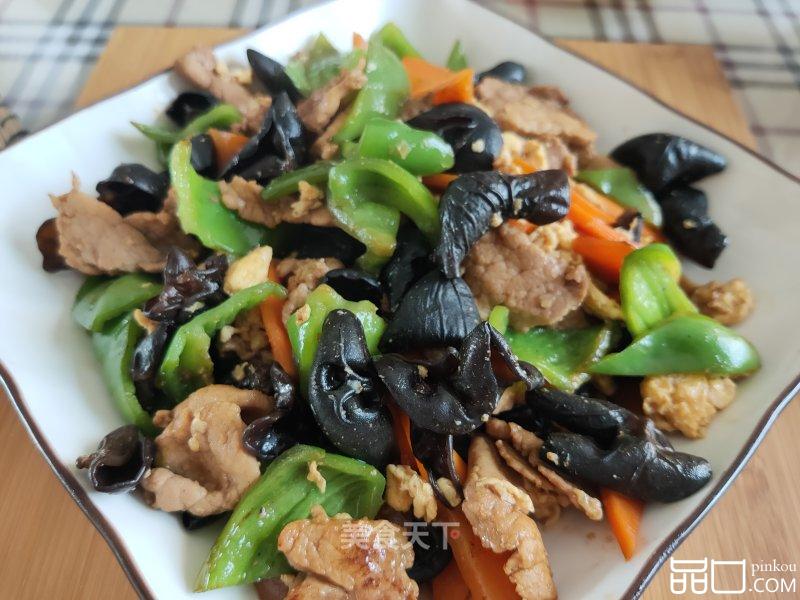 青椒木耳炒肉片