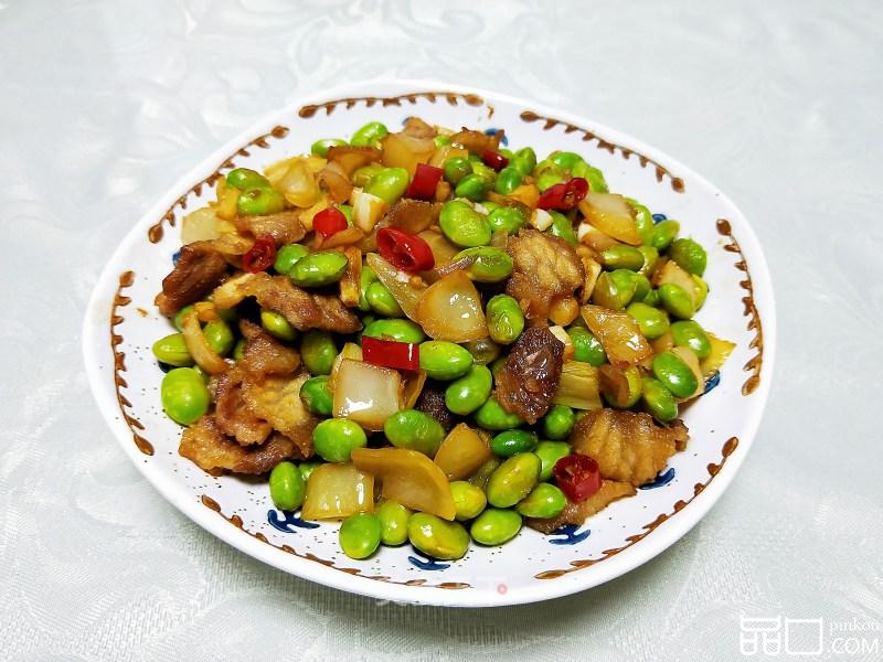 五花肉焖黄豆