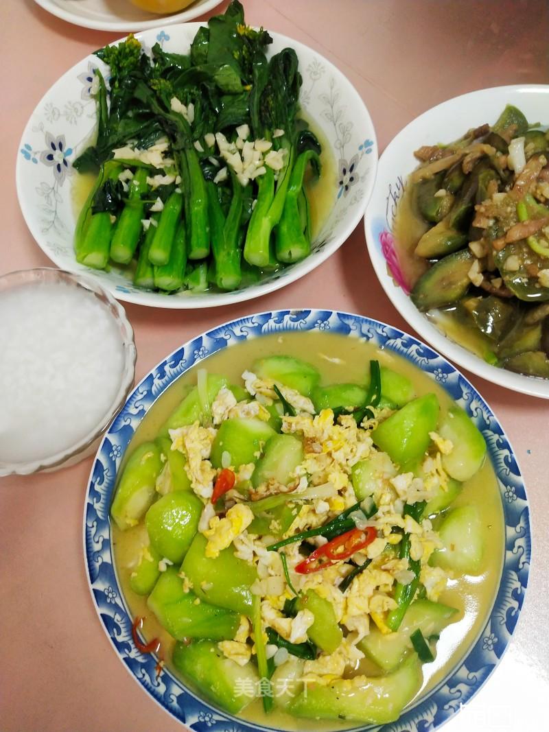 经济实惠好吃得连汤汁都不剩的丝瓜炒鸡蛋