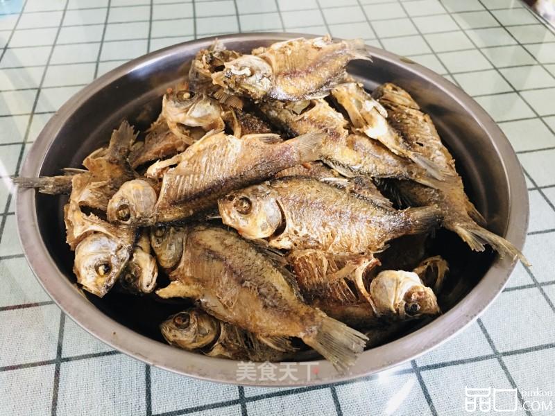干煎小鲫鱼