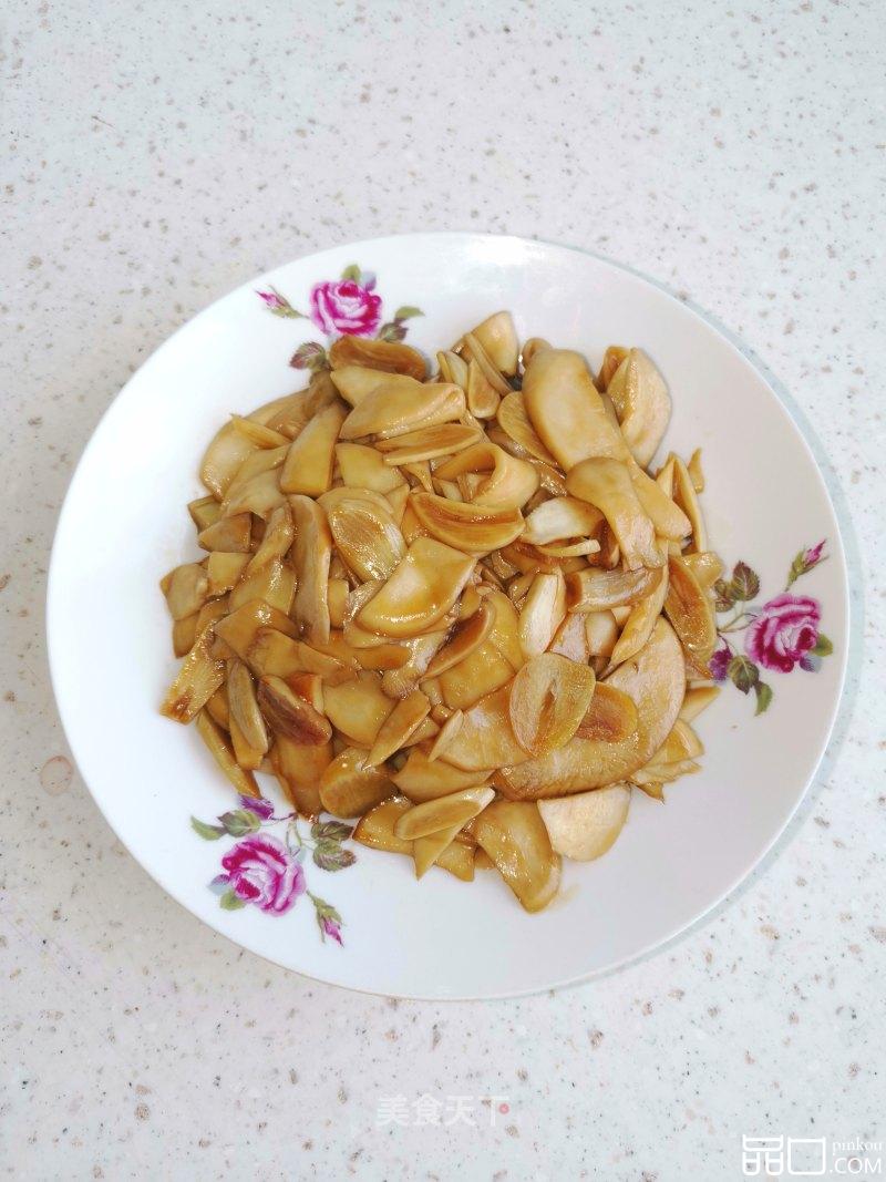 腊八蒜炒杏鲍菇