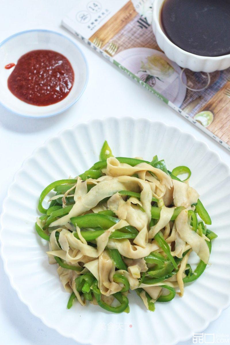 无油杏鲍菇炒青椒