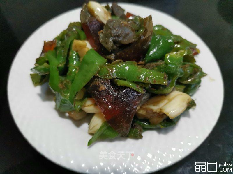 辣椒炒皮蛋