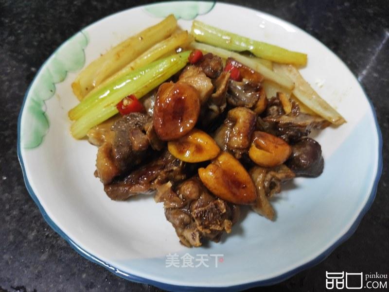 黄皮焖鸭