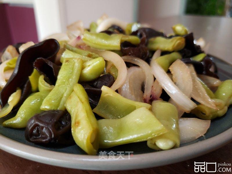 四季豆炒木耳