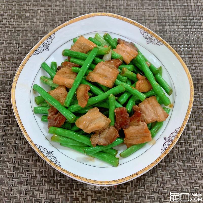 豆角炒五花肉
