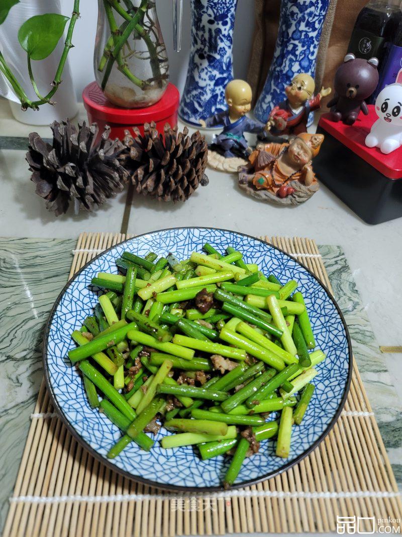 肉末炒蒜薹