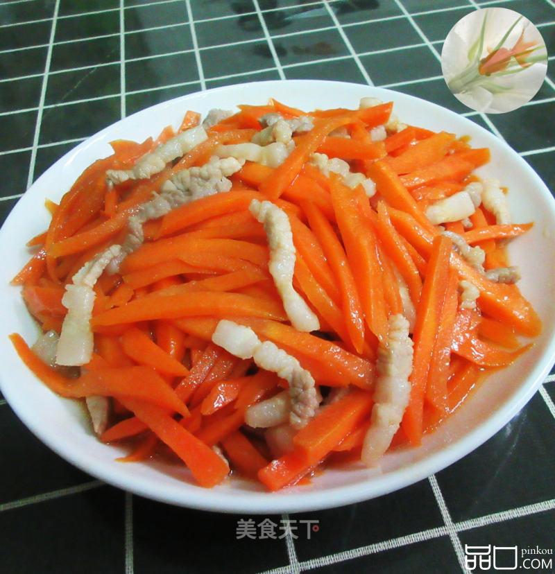 五花肉炒胡萝卜