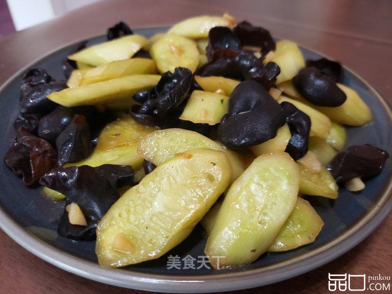 黄瓜炒黑木耳