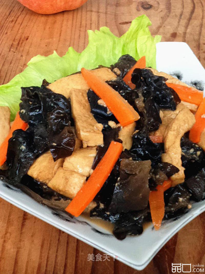 木耳烧豆腐
