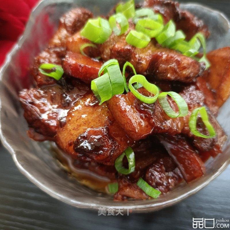 酸萝卜胡萝卜烧肉