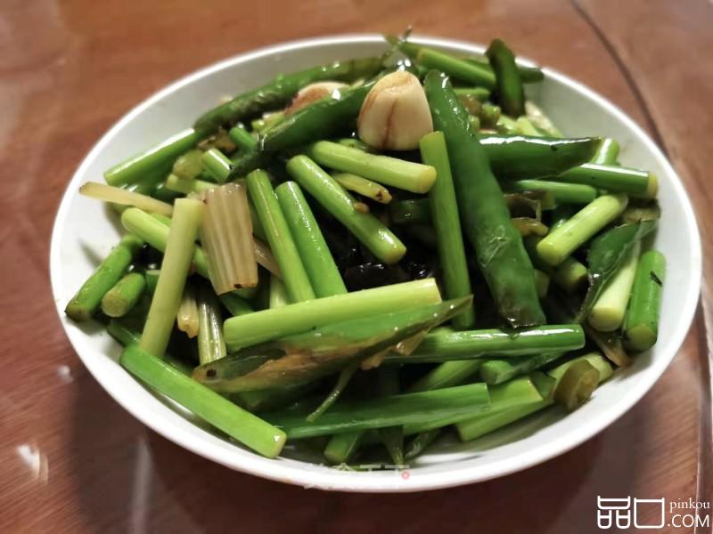 豆豉辣椒炒蒜苔