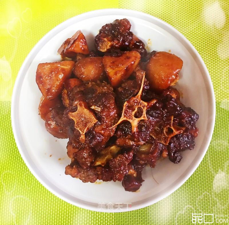 土豆炖牛尾