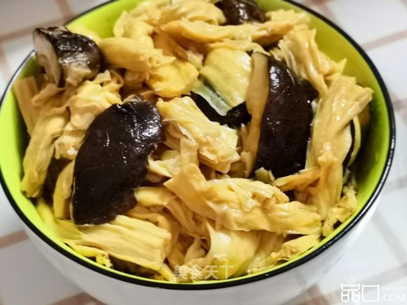 豆棍烧香菇